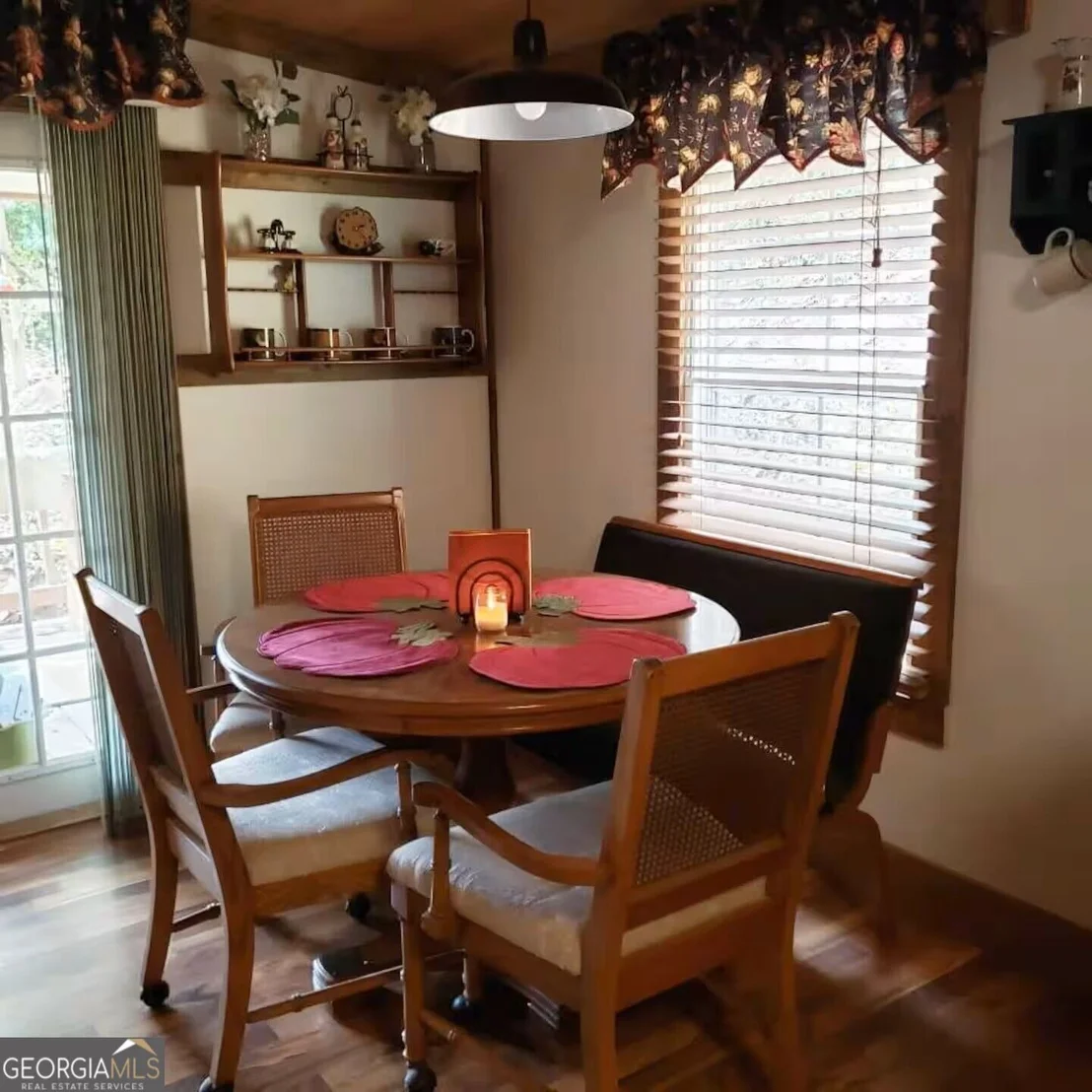 Photo of 840 JOE DAVIS Road