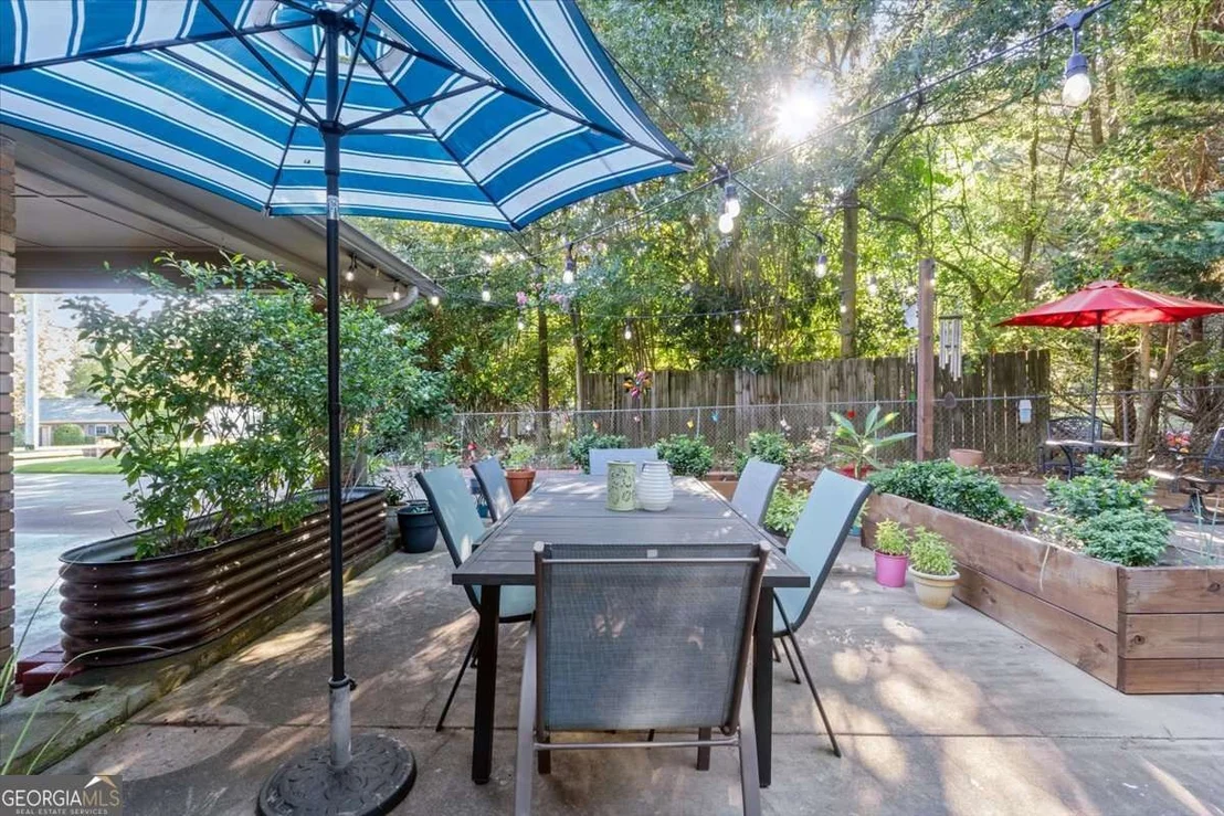 Photo of 200 CLIFTON Drive