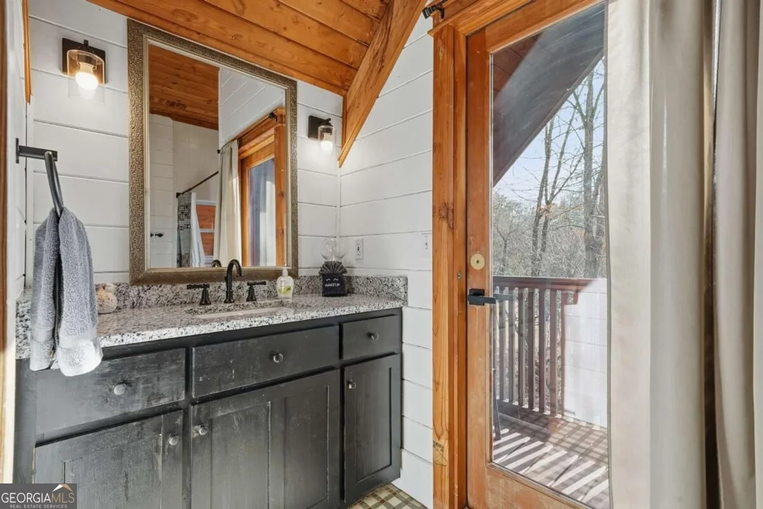 Photo of 153 Riverview Circle
