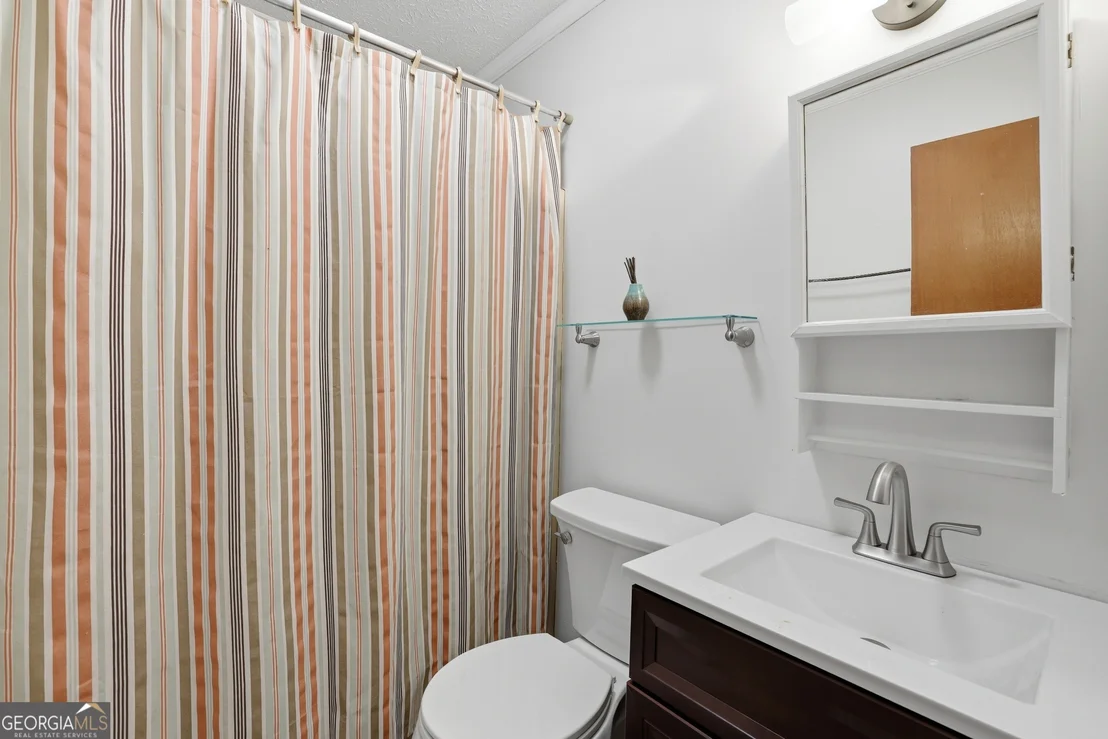 Photo of 578 Saddleback Circle