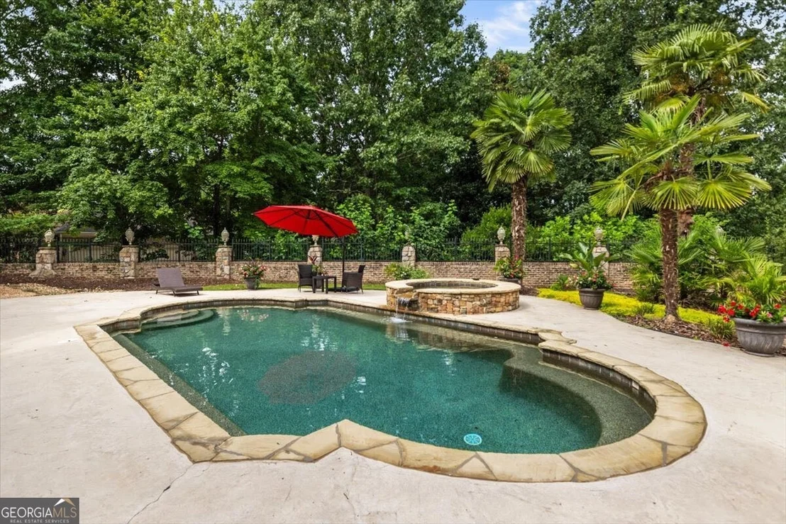 Photo of 2432 Autumn Maple Drive