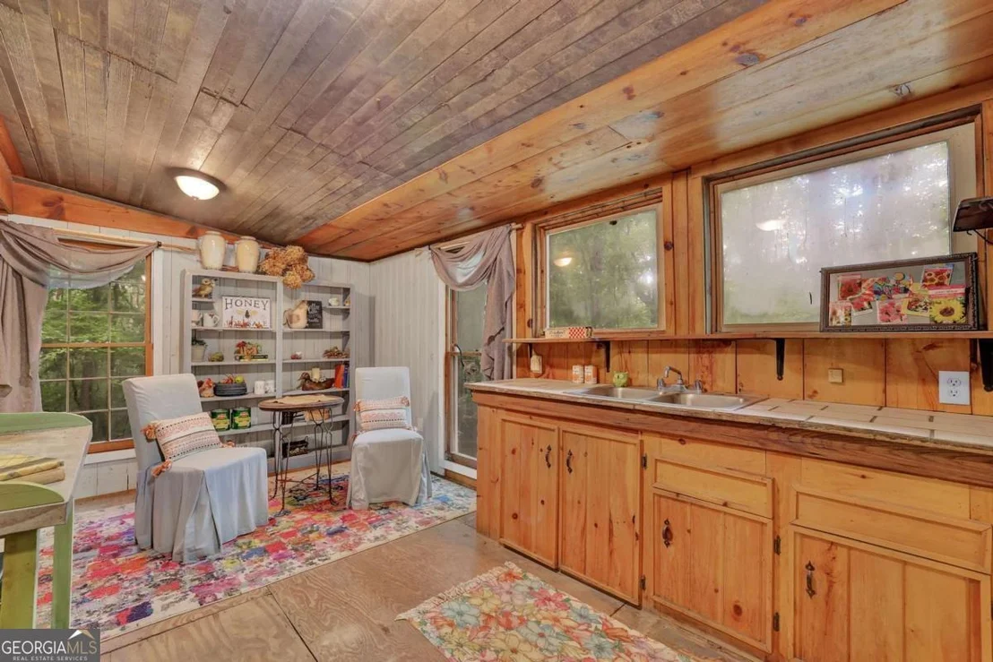 Photo of 219 Raven Cliff Road