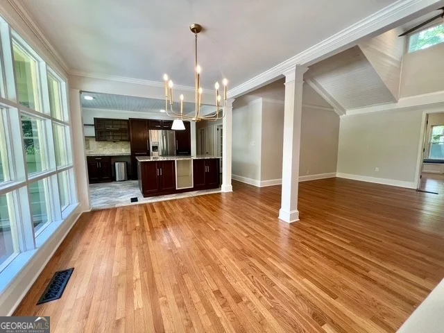 Photo of 617 Smith Street S