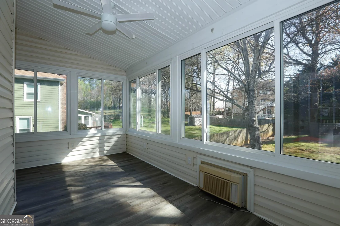 Photo of 4885 Puritan Drive