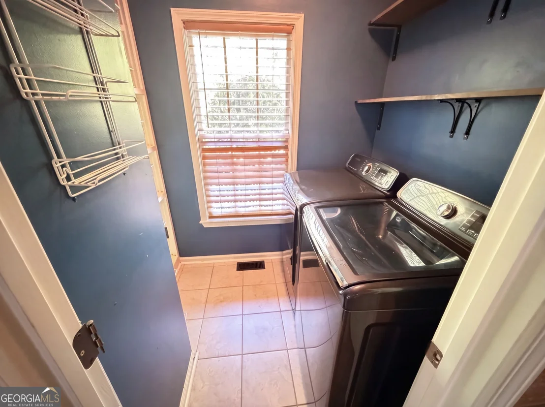 Photo of 300 Ridgeview Trace