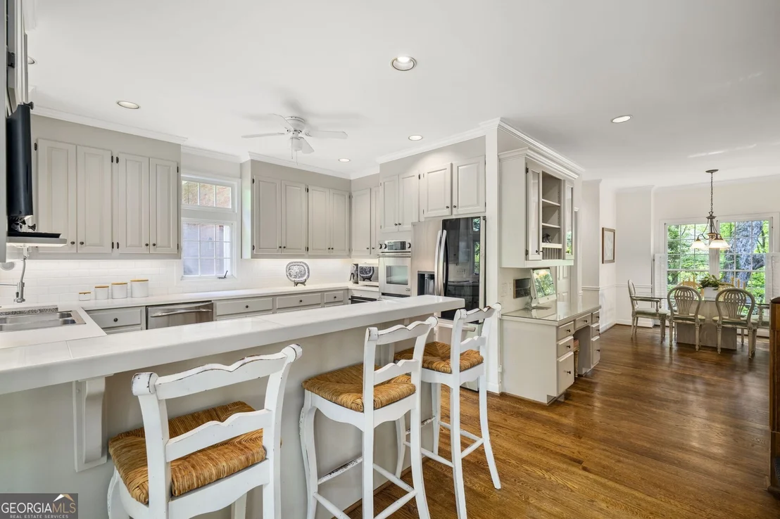 Photo of 9100 Huntcliff Trace