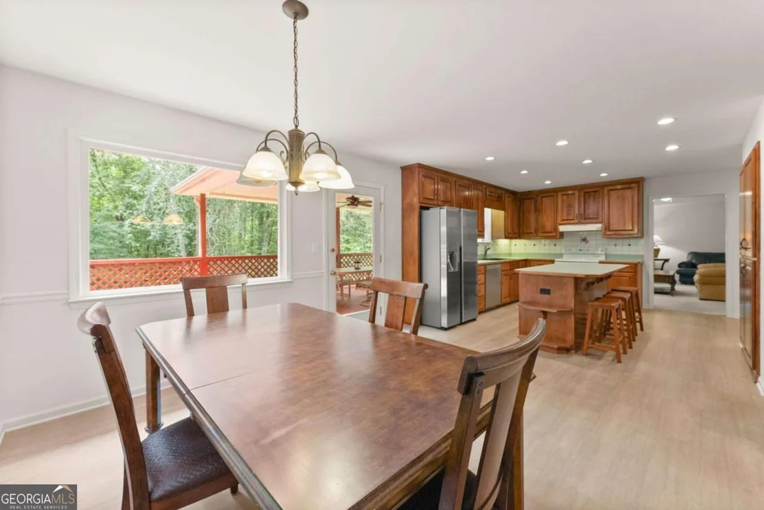 Photo of 2405 Brooks Road