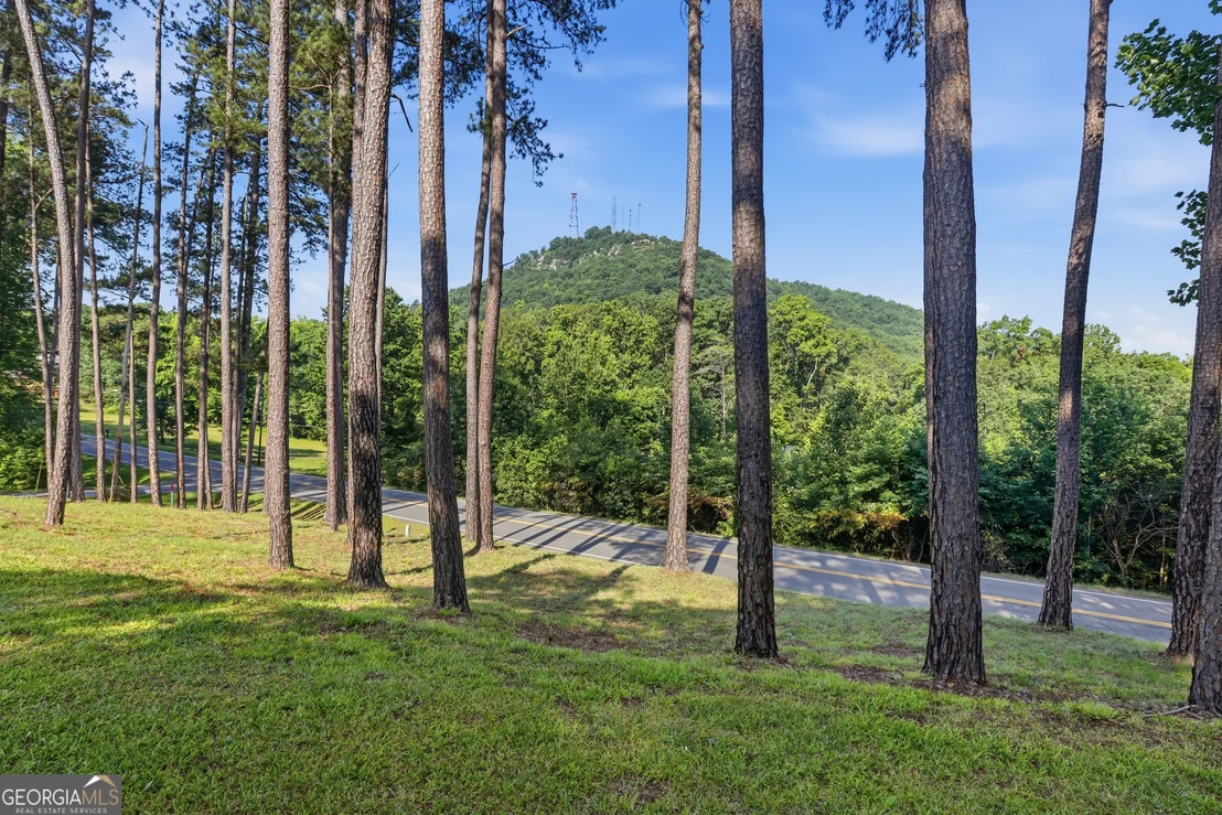Photo of 33 Cherokee Hills Lane