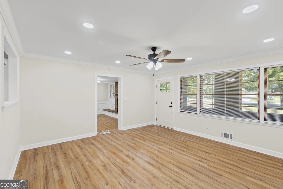Photo of 2154 Silverdale Road