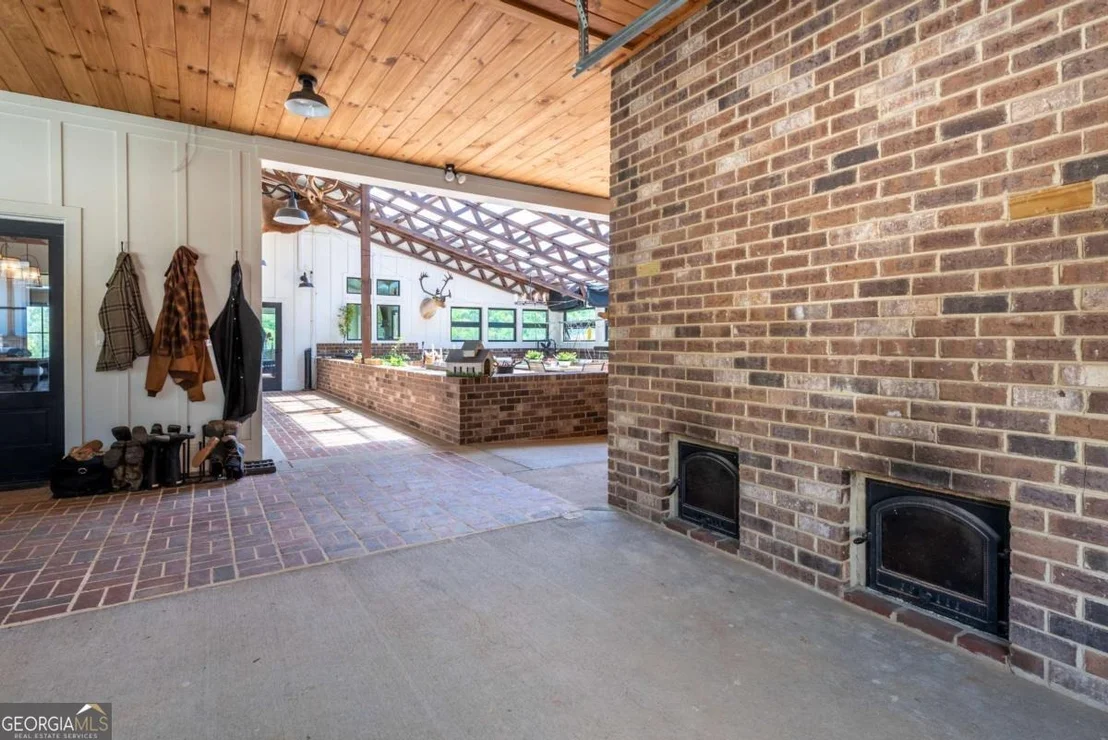 Photo of 228 Grey Squirrel Point