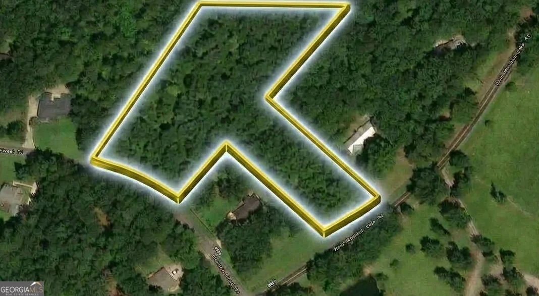 Photo of 6121 Mountain Forest Drive