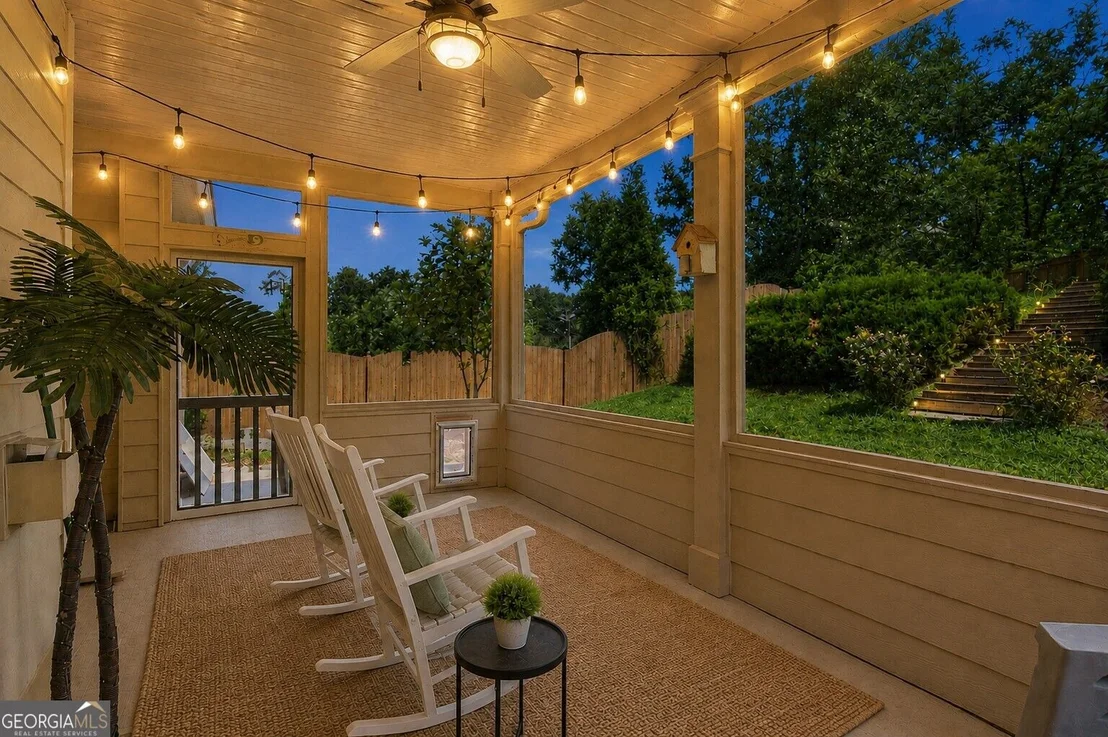 Photo of 5565 Banner Boulevard