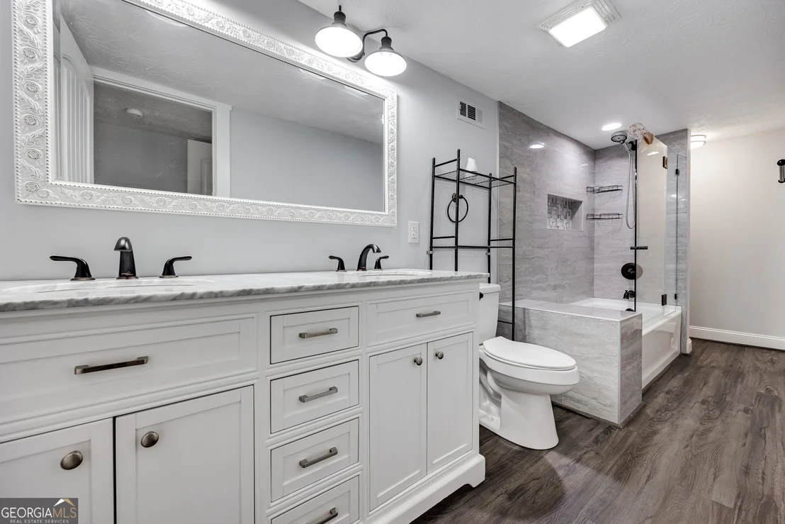 Photo of 51 Cedar Circle
