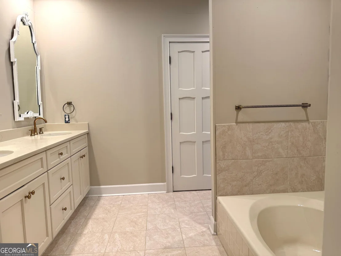 Photo of 2506 Emerald Drive