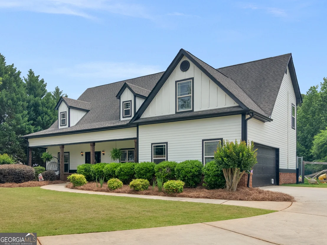 Photo of 120 Chimney Ridge Lane