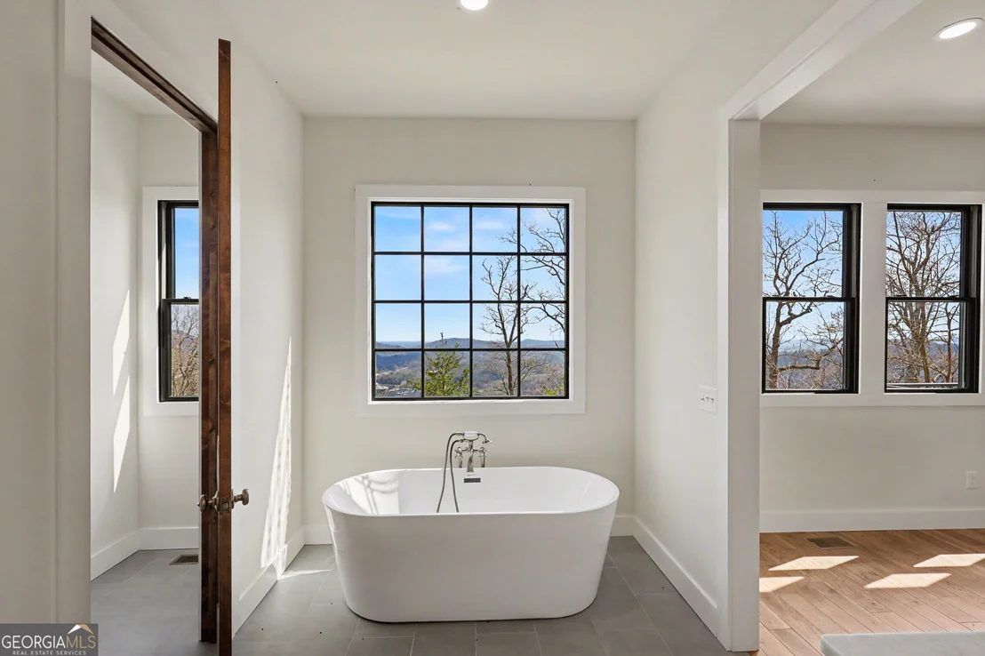 Photo of 416 Winding View