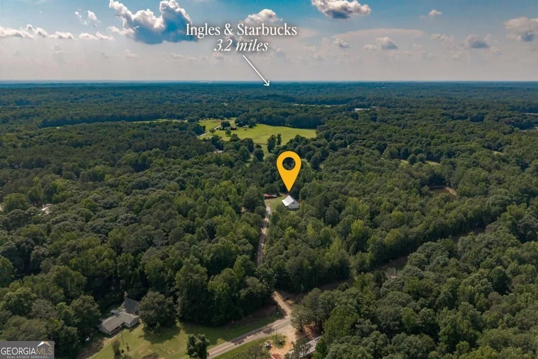 Photo of 930 James Holcomb Road