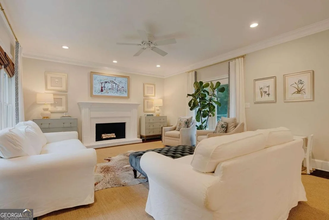 Photo of 152 Thornhill Drive