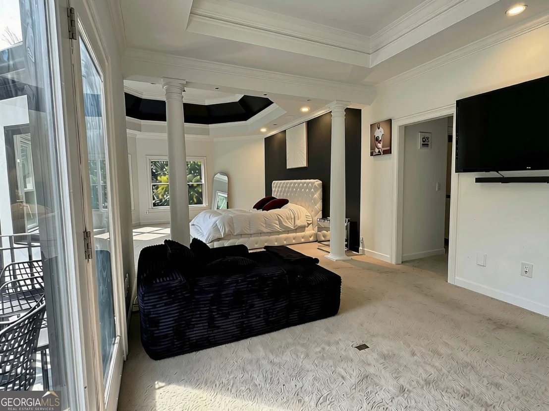 Photo of 302 Shadow Glen