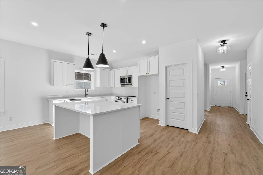Photo of 1072 Cottage Way