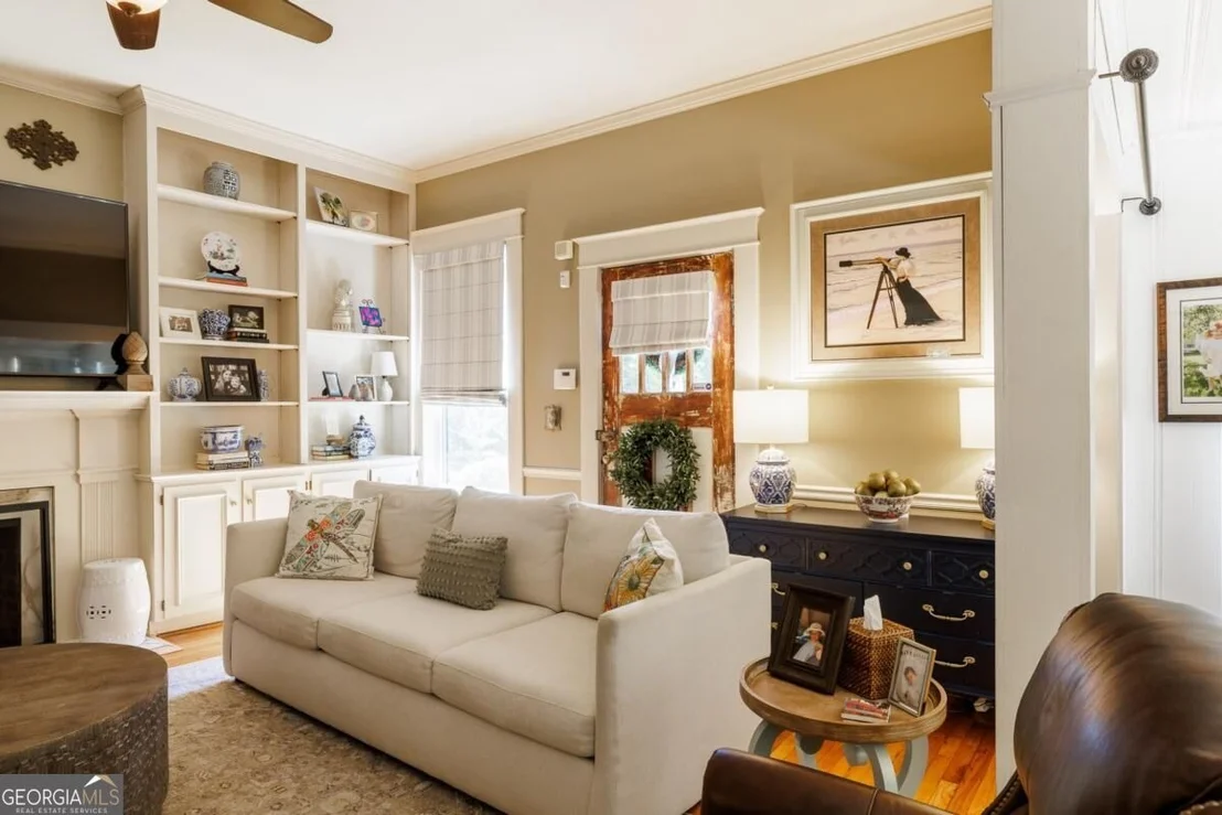 Photo of 335 Southview Drive