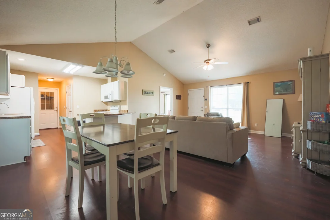 Photo of 4063 Meadow Circle