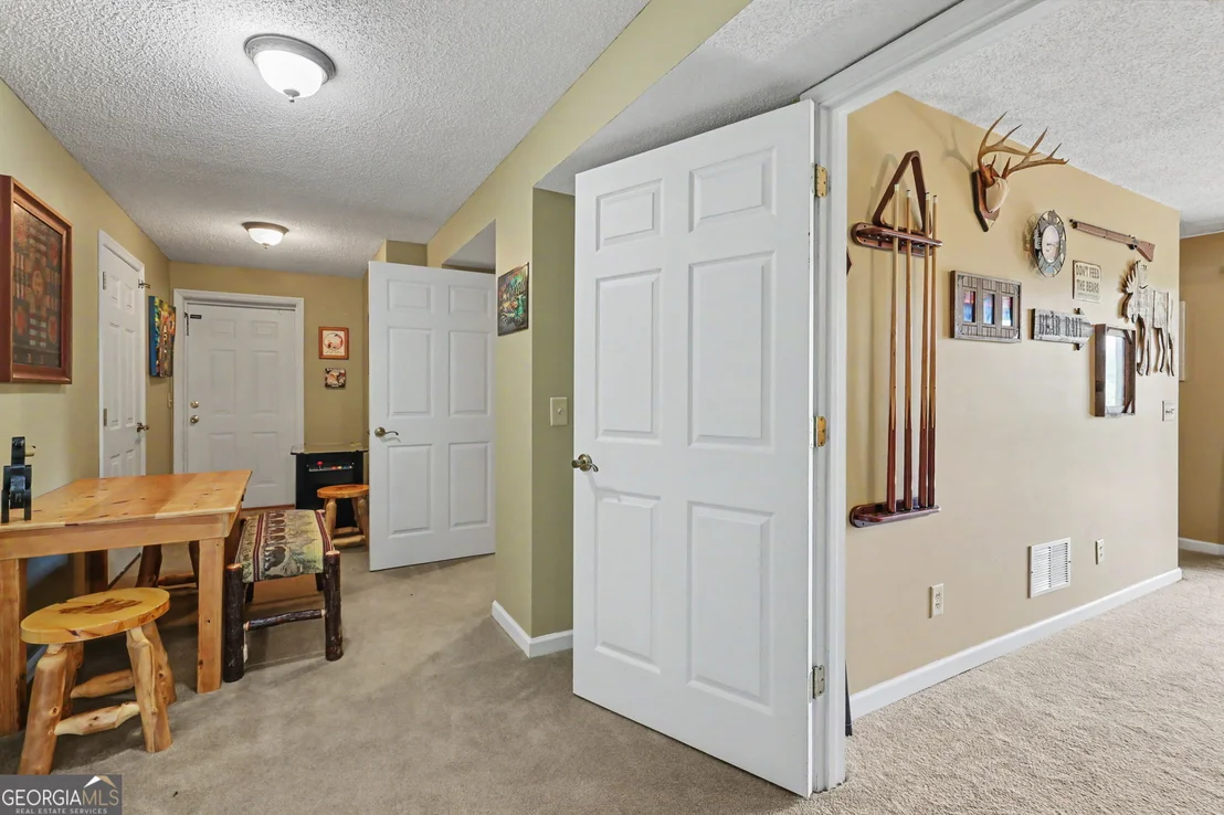 Photo of 2379 Ridgepole Drive