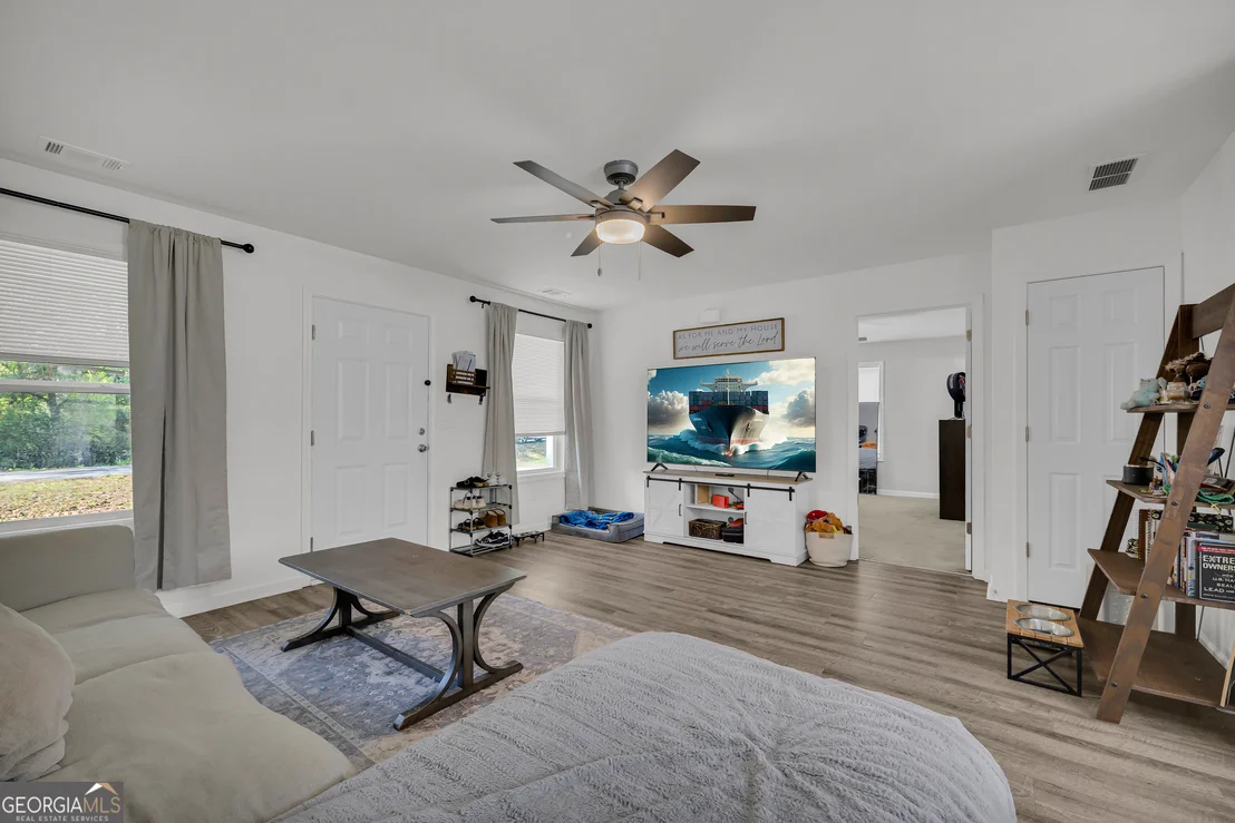 Photo of 140 Rustwood Drive