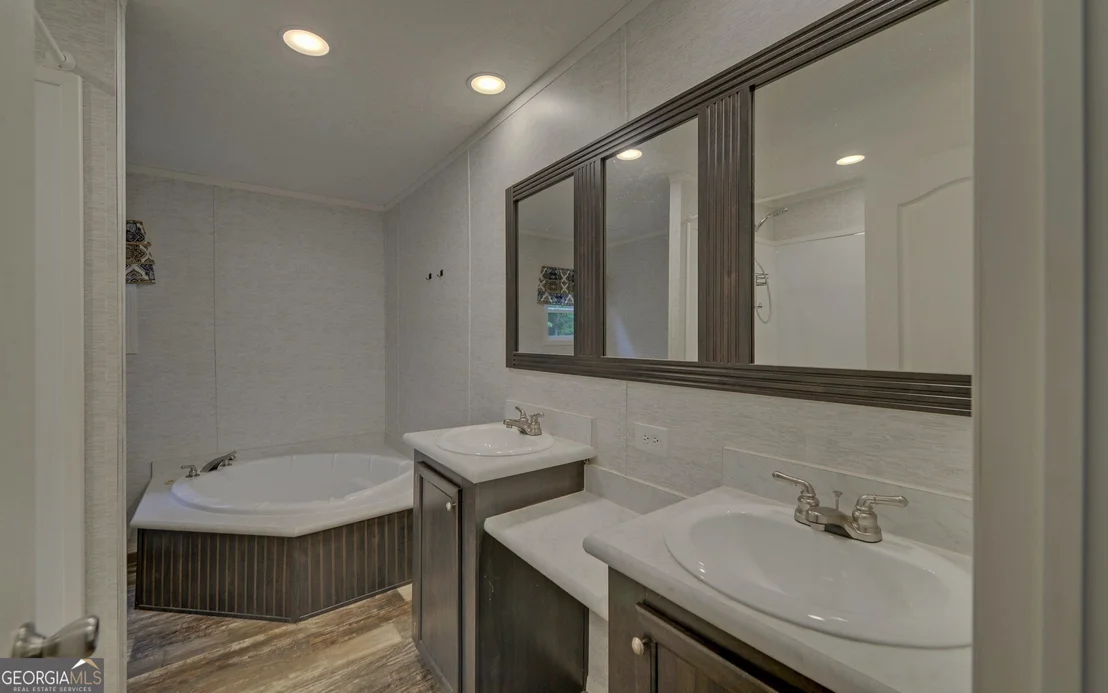 Photo of 1054 Brookhaven Circle