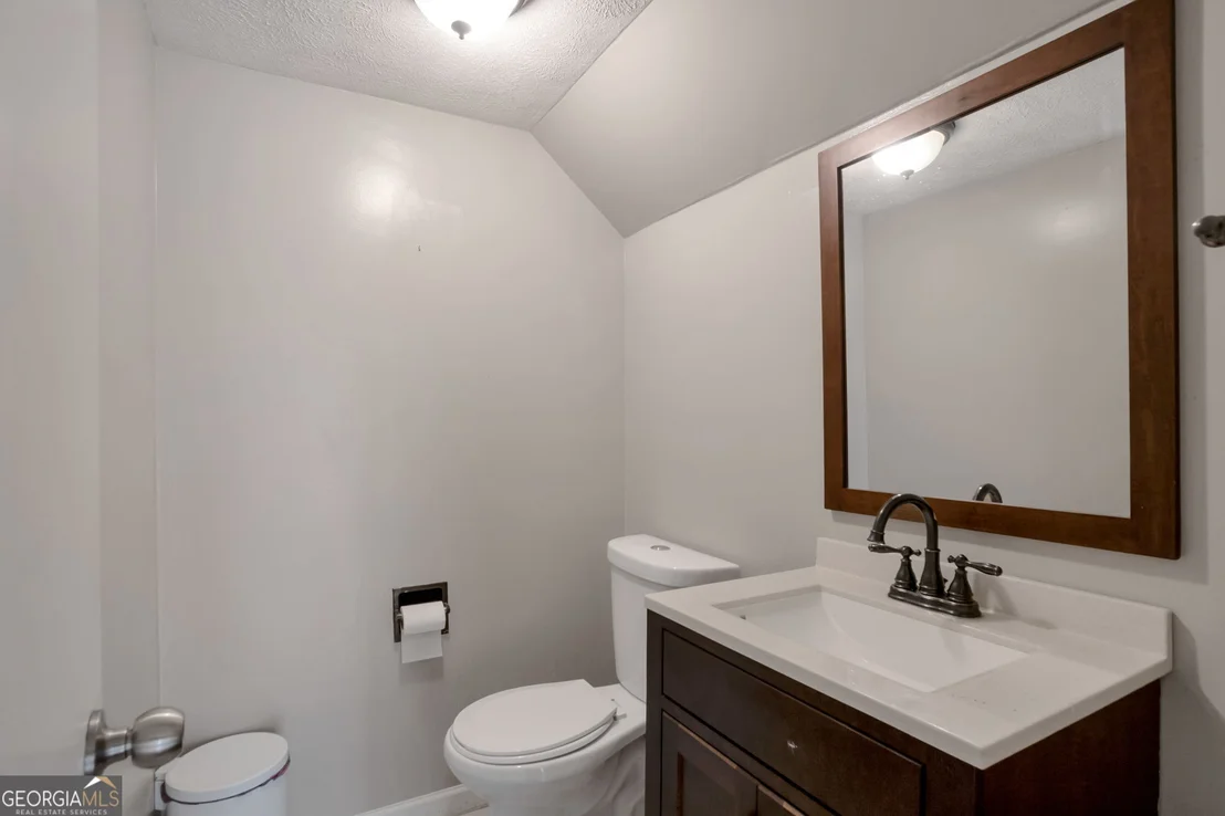 Photo of 1210 Brookside Drive NE