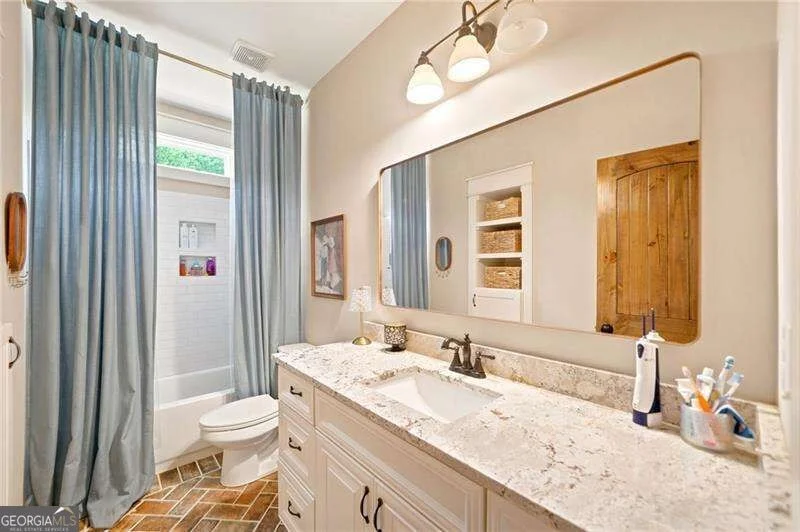 Photo of 24 Simpson Road