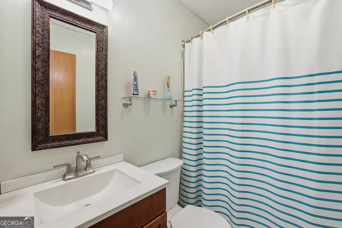 Photo of 578 Saddleback Circle