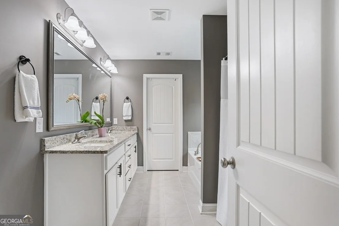 Photo of 126 Aquaduct Drive