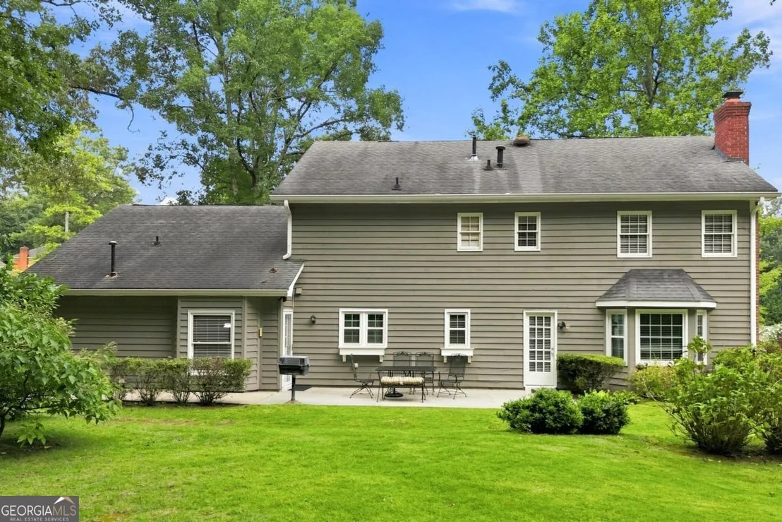 Photo of 3248 Hunterdon Way SE