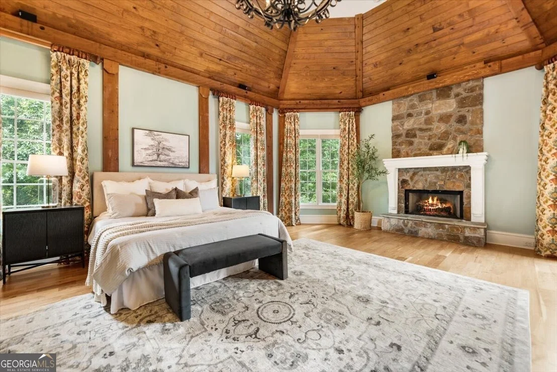 Photo of 2432 Autumn Maple Drive
