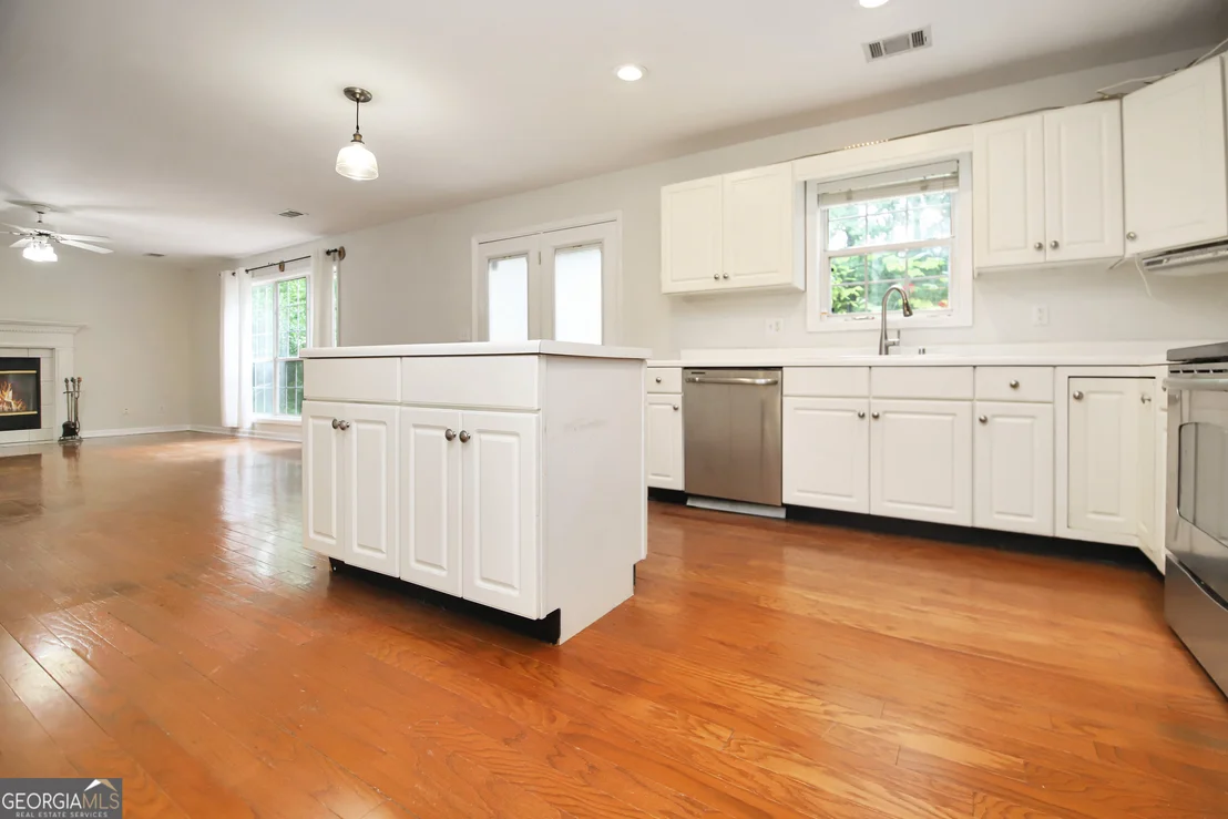 Photo of 143 Cameron Pointe Drive