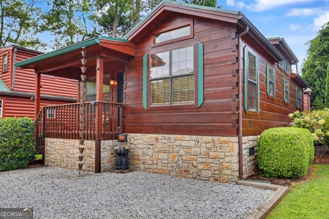 Photo of 240 River Vista Drive