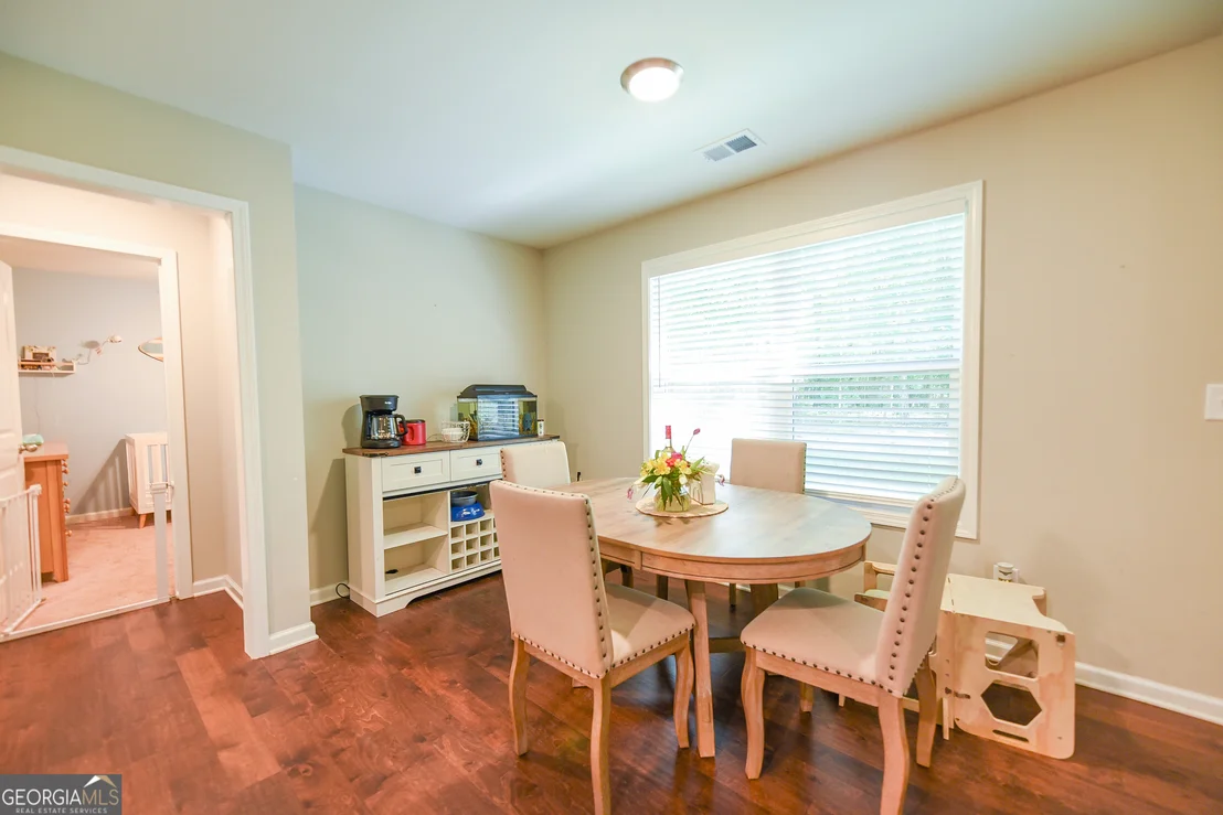Photo of 4668 Gordon Road