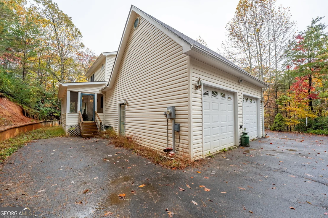Photo of 1327 Pinnacle Drive