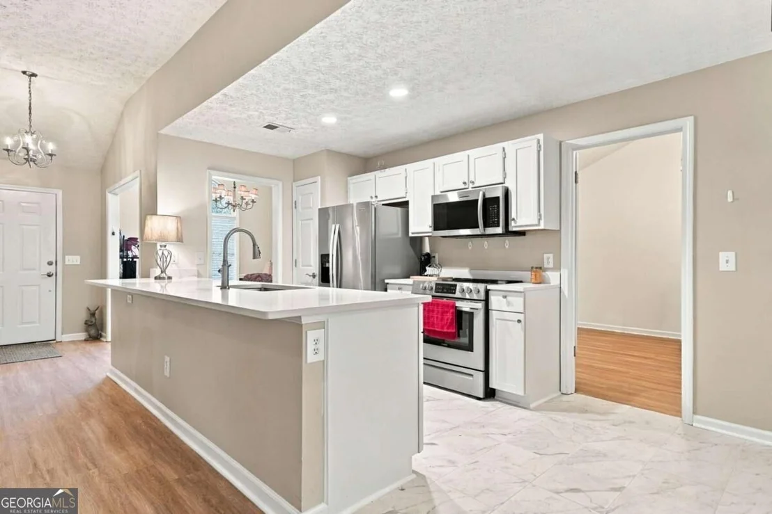 Photo of 146 Pinebrook Drive