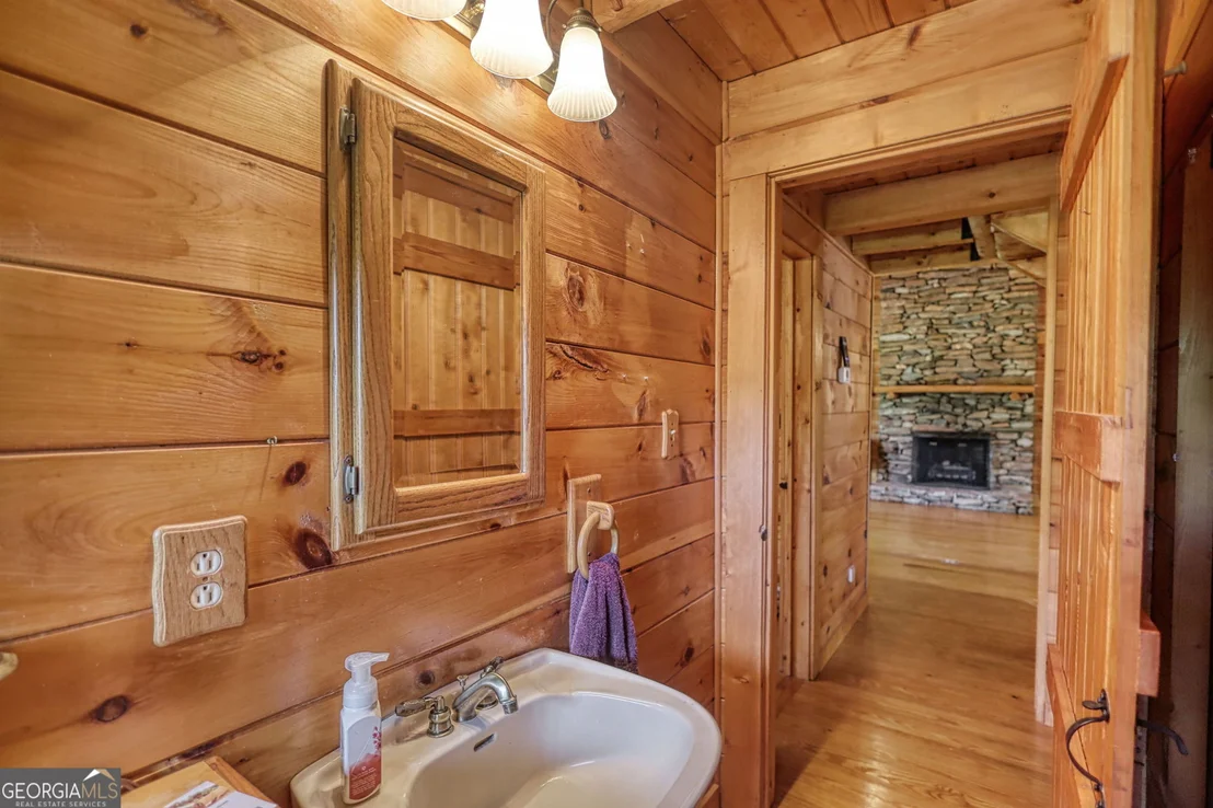 Photo of 2665 Macedonia Road