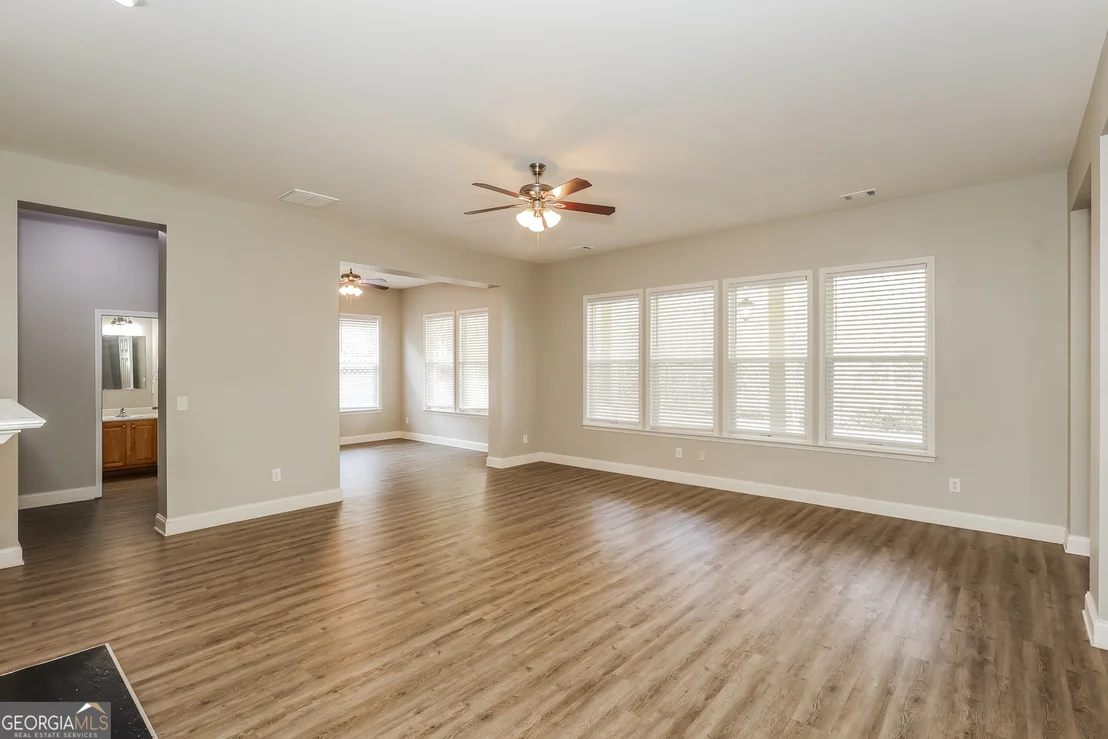 Photo of 7461 Mistydawn Drive