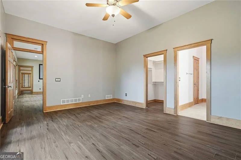 Photo of 861 Summit Drive