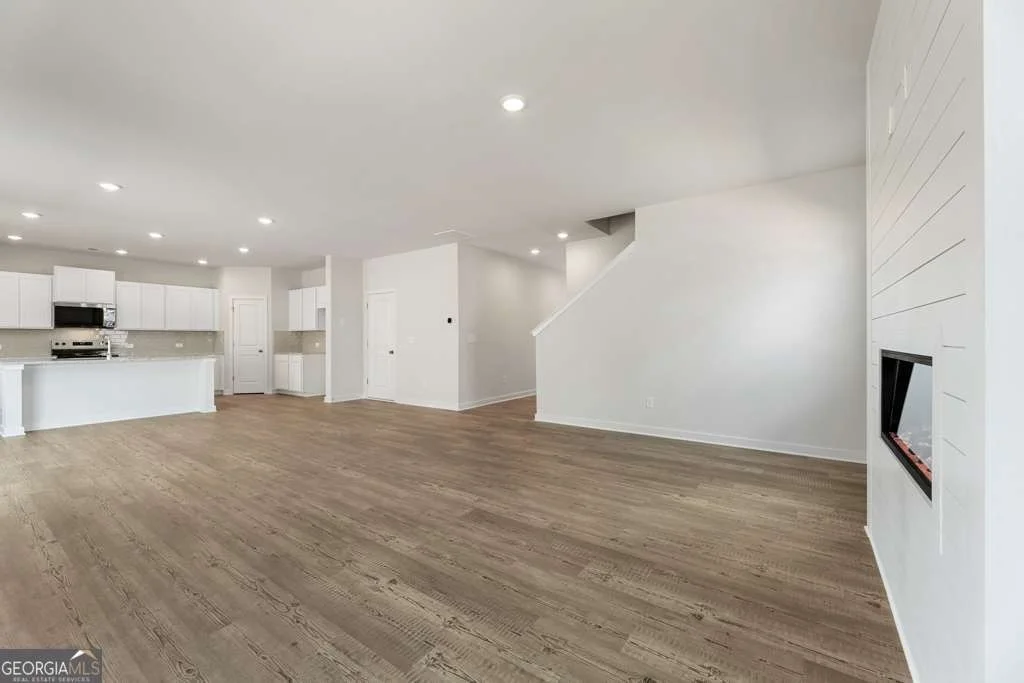 Photo of Unit LOT12 at 227 Winding Ridge Trail