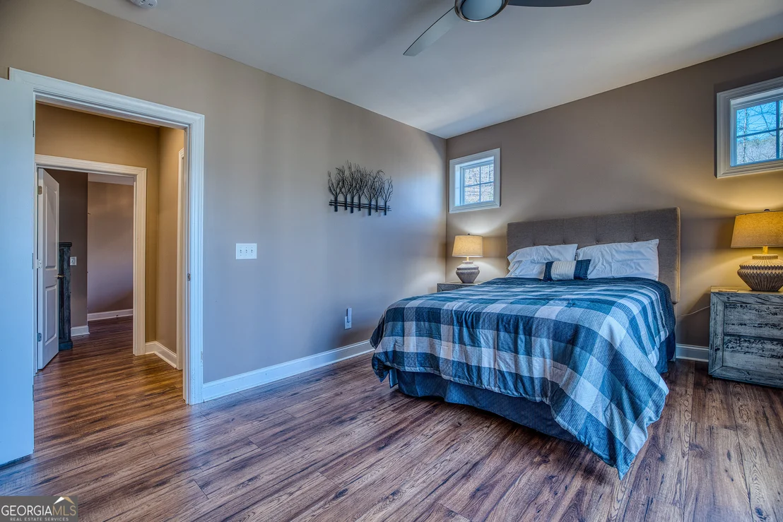 Photo of 112 Springhill Lane