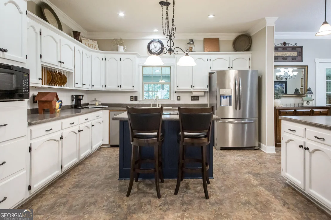 Photo of 8184 Clark Road