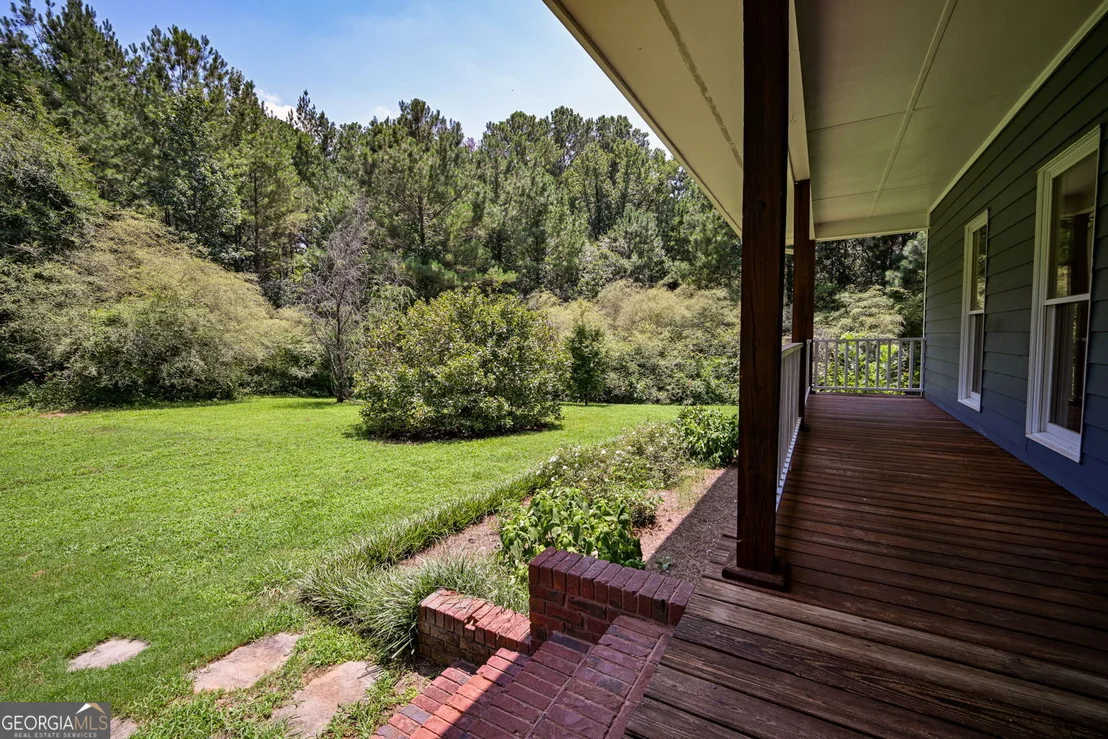 Photo of 160 River Lane
