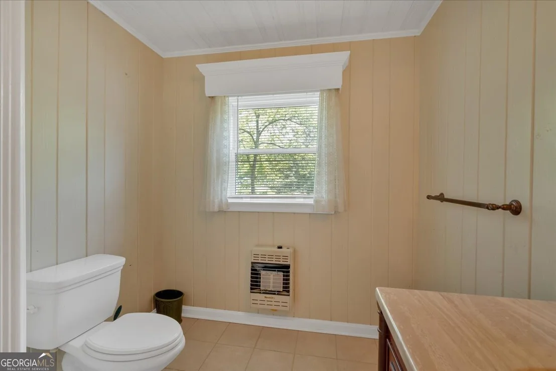 Photo of 107 Lakeview Drive