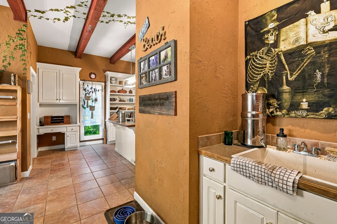 Photo of 3601 Lakeview Drive