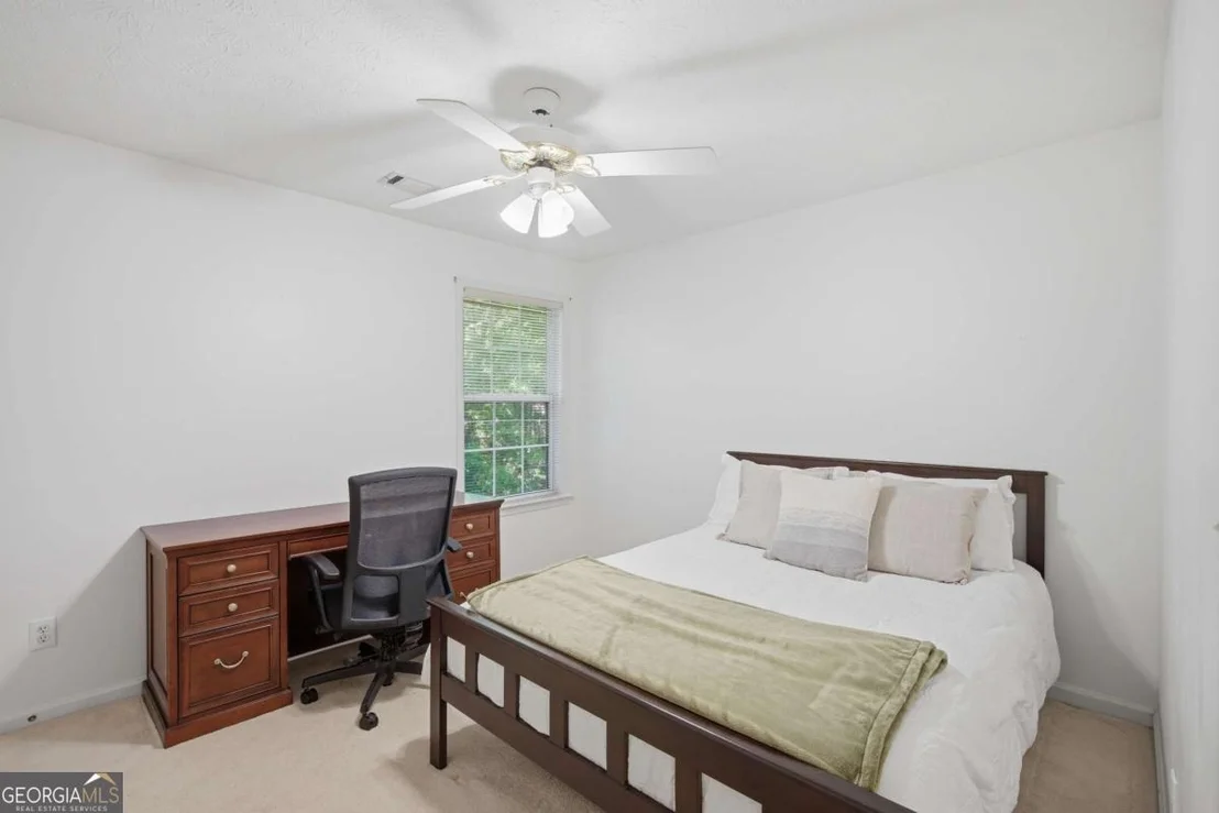 Photo of 3385 Northcliff Drive